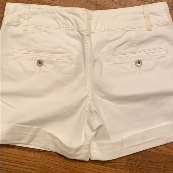 Shorts - Picture 5 of 6